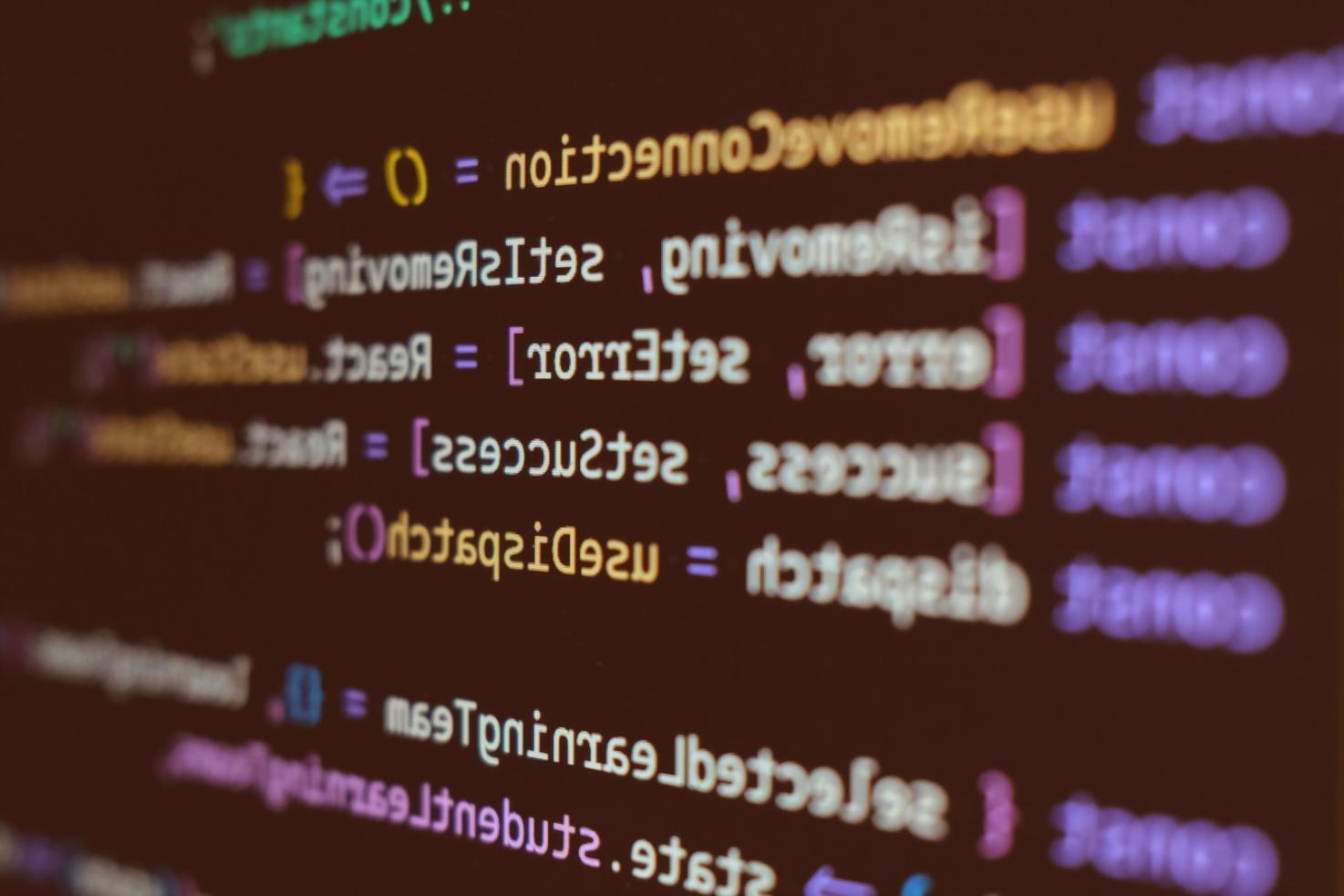 Interactive online learning session with instructor and participants engaged in web design discussion